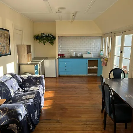 Chalet Backpackers-3
